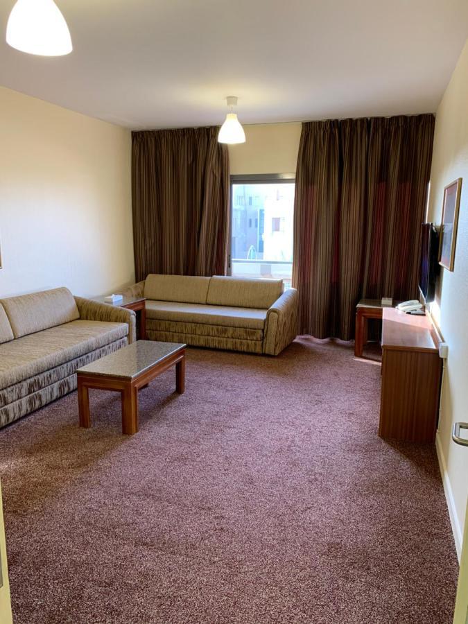 Top Hotel Apartments Al-Ain Eksteriør billede