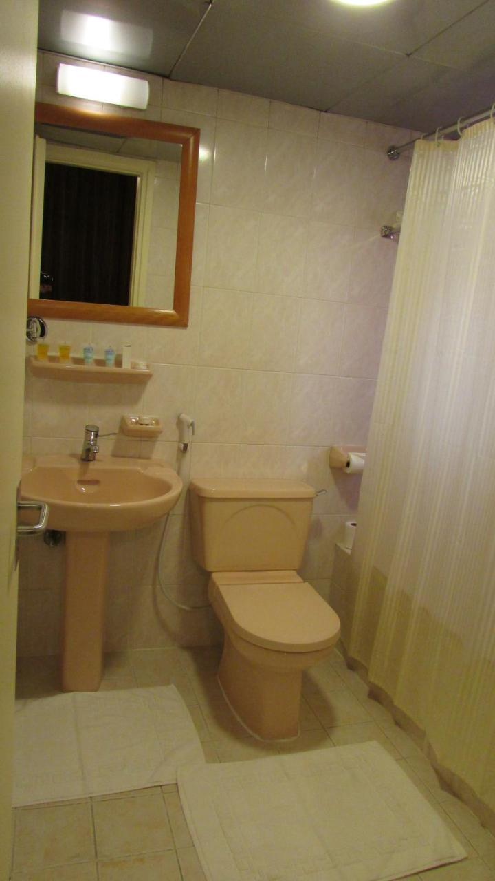 Top Hotel Apartments Al-Ain Eksteriør billede